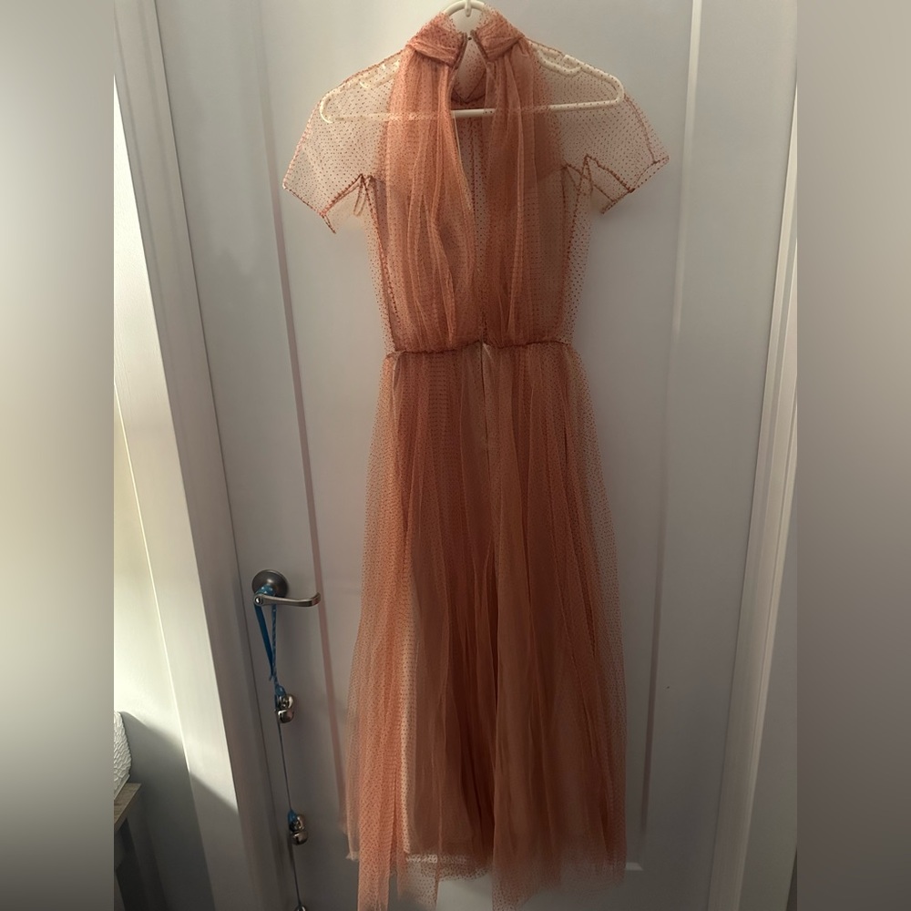 Emilia Wickstead size 4 Elegant Peach Evening Gown, MINOR BLEMISHES ON BACK